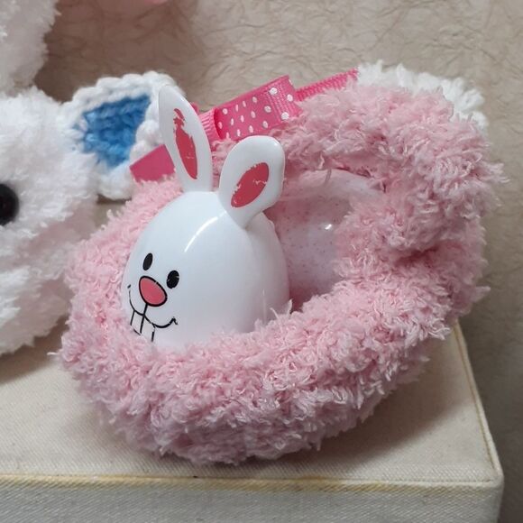 Hand crocheted Fuzzy mini Easter baskets, bunnies (pick 2) - Picture 4 of 11